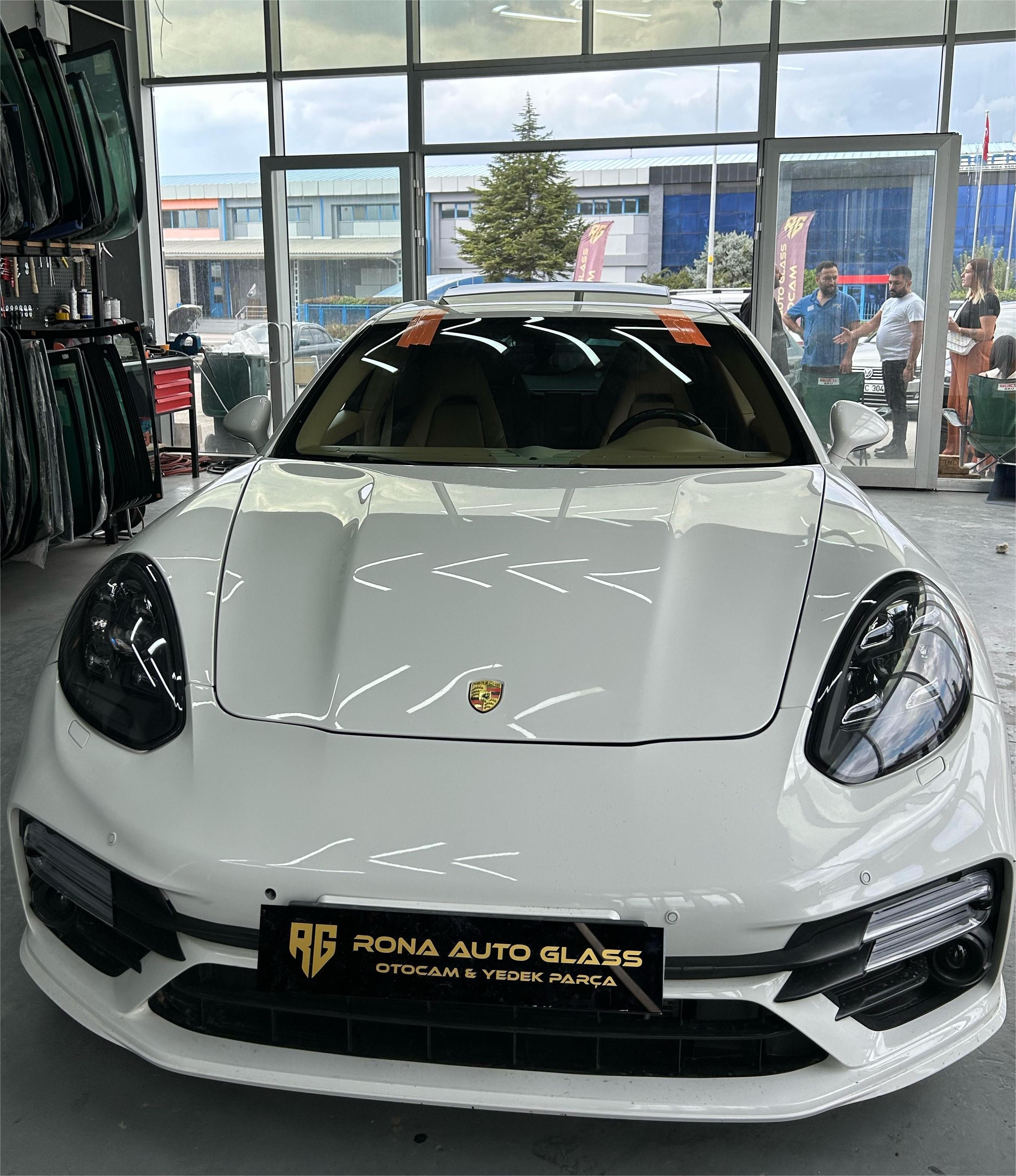 Ankara Oto Cam Şaşmaz Oto Cam Porsche Cam Porsche Cam Tamiri