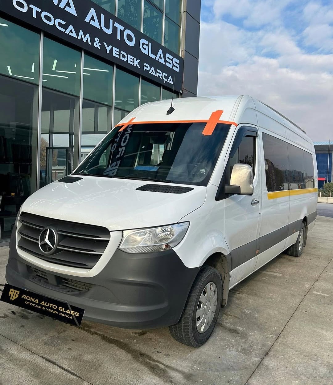 Ankara Oto Cam Şaşmaz Oto Cam Mercedes Cam Mercedes Cam Tamiri
